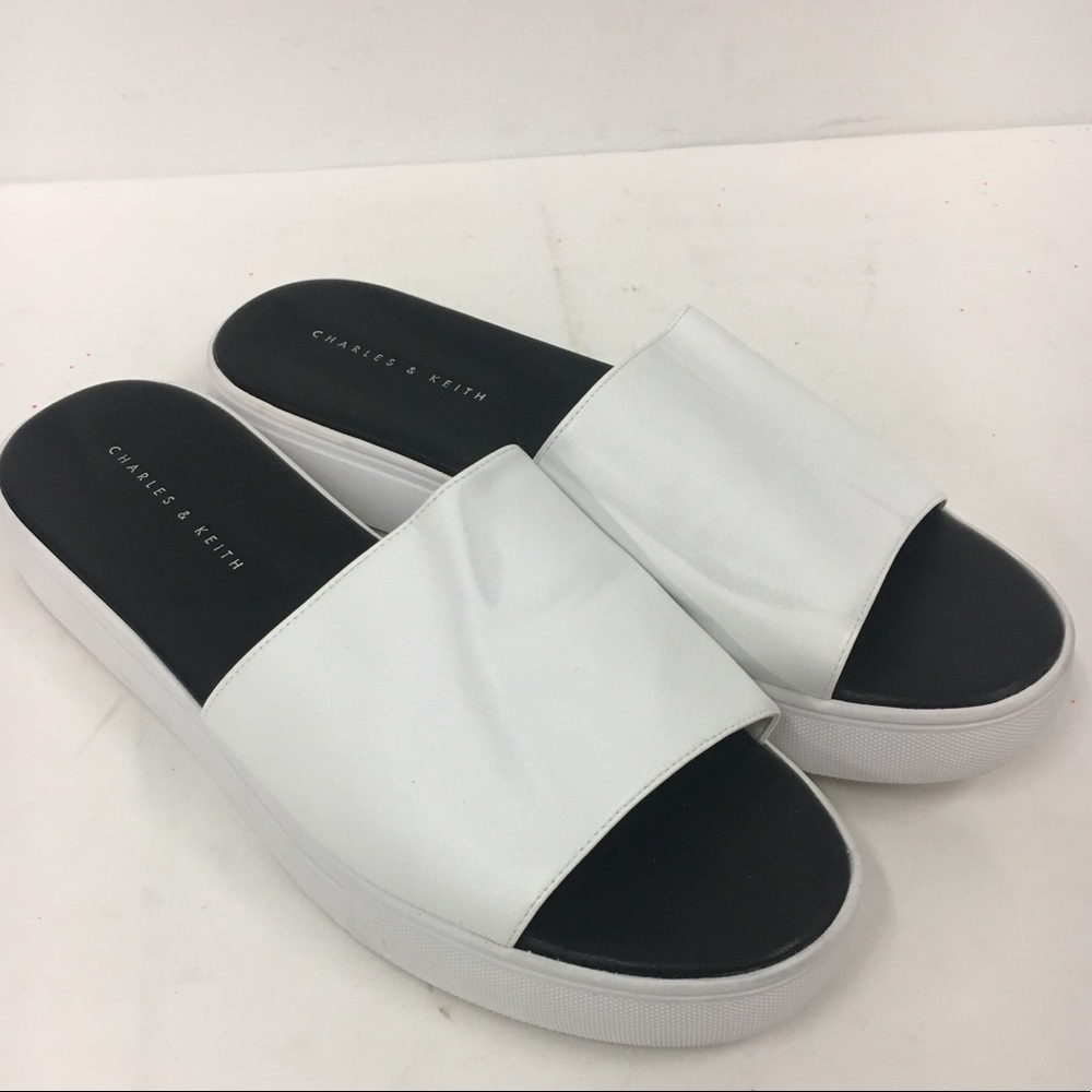 Like New! White sporty slides
